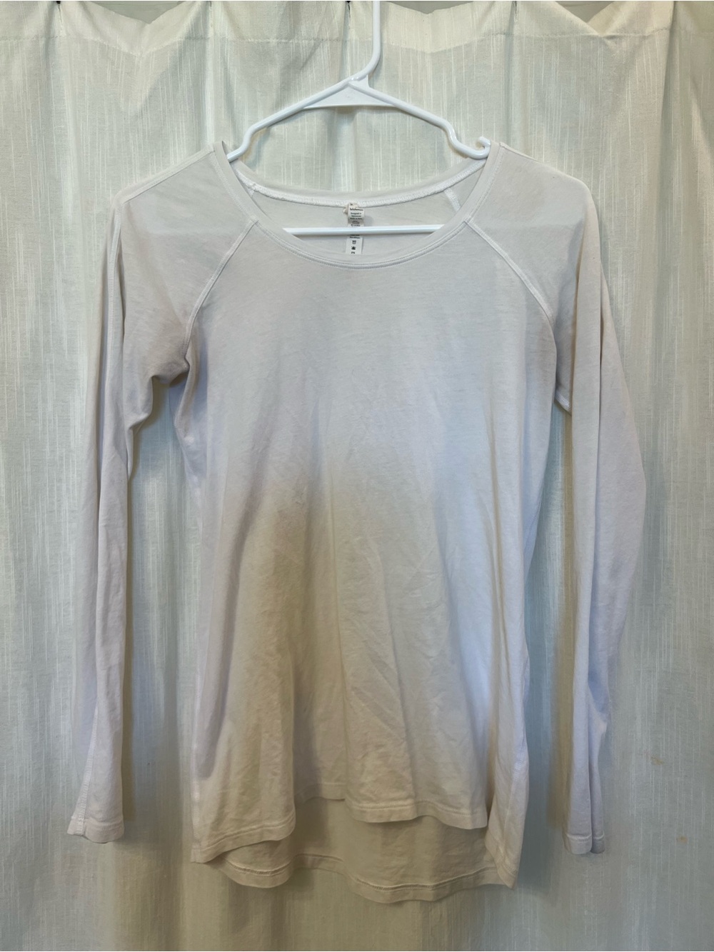 lululemon athletica Women's Long-Sleeve Crew in White